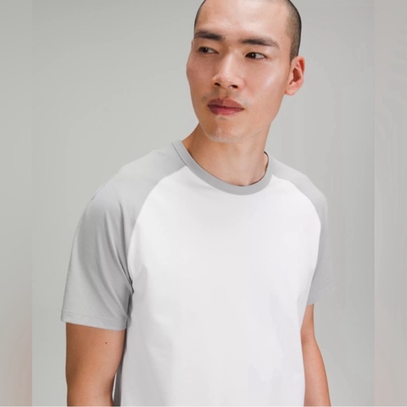 Lululemon raglan short sleeve shirt -large - Picture 1 of 2